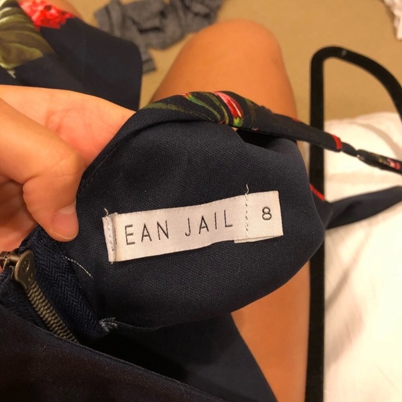 Floral skater dress - Picture 6 of 6